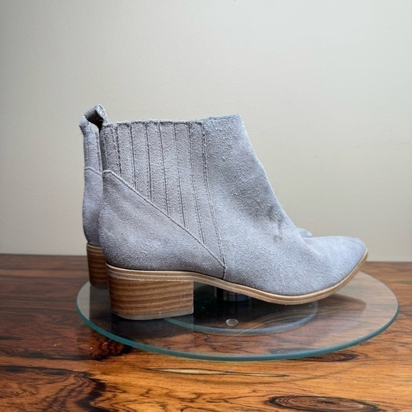 MARC FISHER Yolli Grey Suede Bootie - Picture 7 of 15
